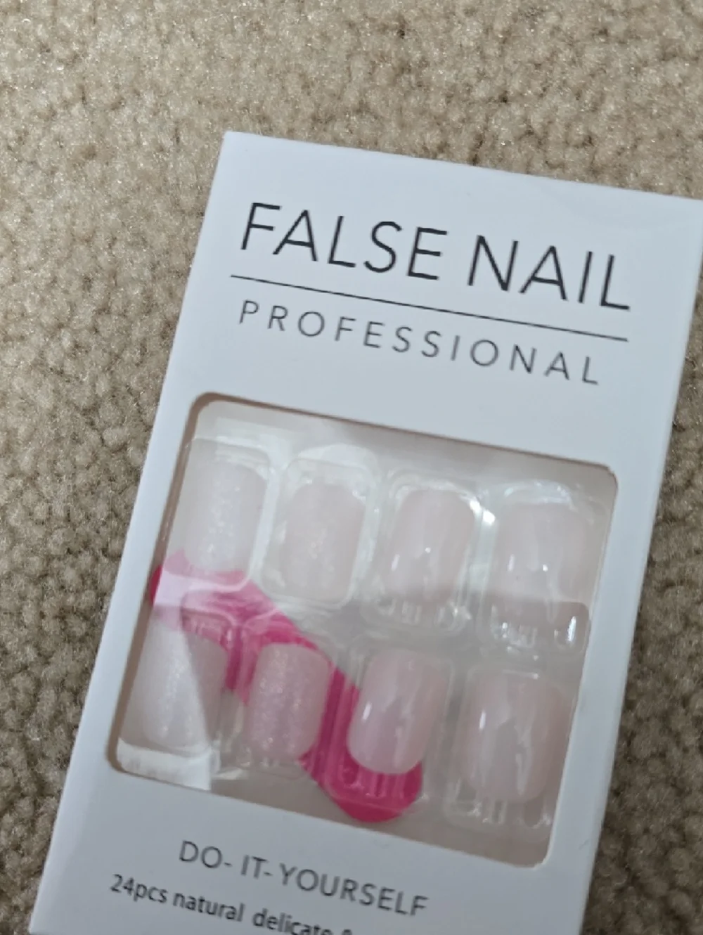 FALSE NAIL Professional Pink Ombre Press-On Nails